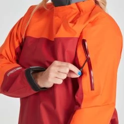 NRS Women's Endurance Splash Jacket -Paddle Sports Shop 20011 07 PoppyVino Model Zipper 070121 1000x1000 39016.1657565571