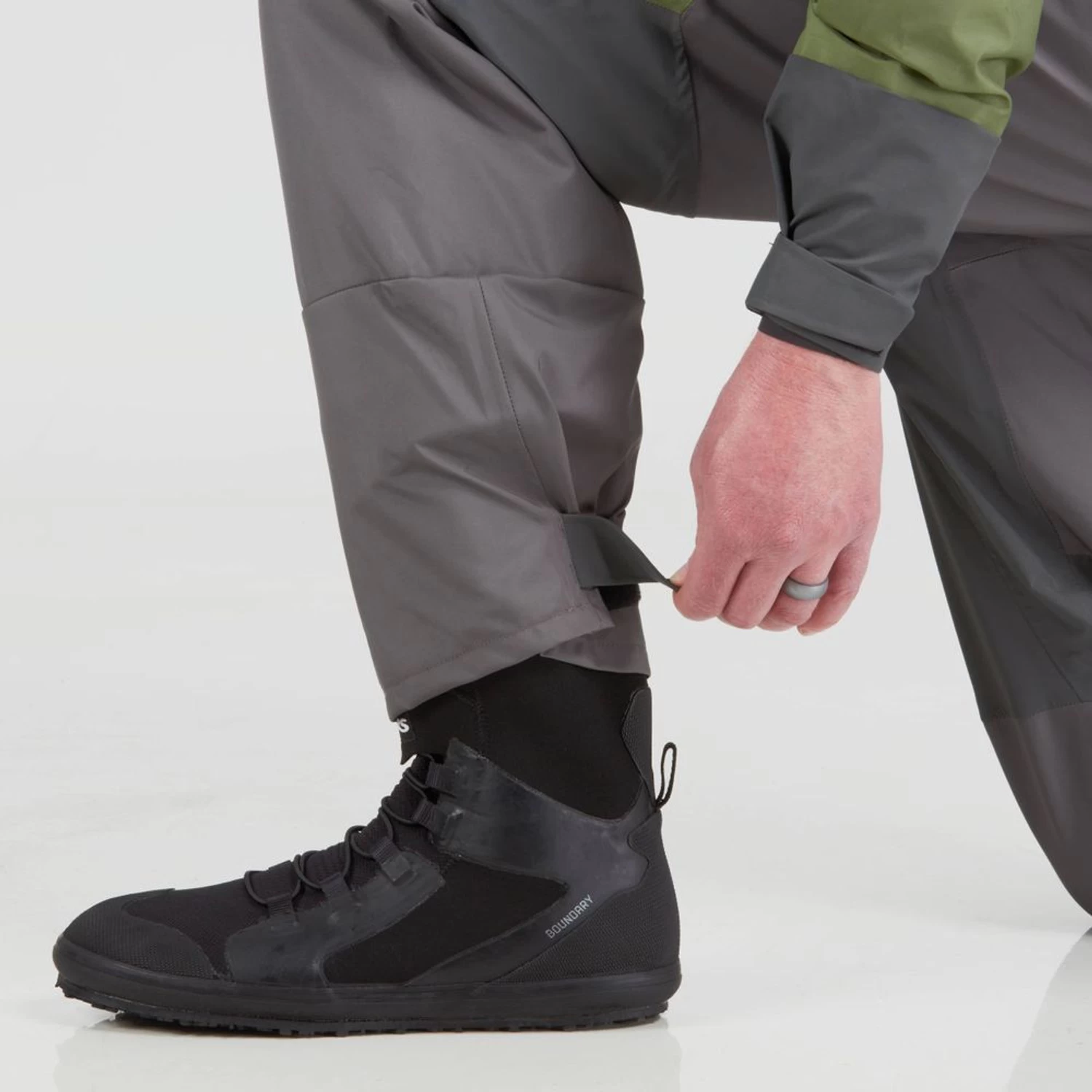 NRS Men's Spyn Fishing Dry Suit 11 NRS Men's Spyn Fishing Dry Suit - Image 9